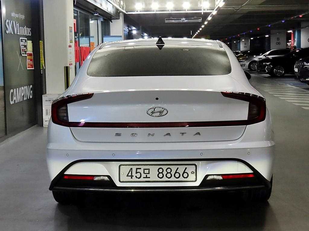 HYUNDAI Sonata - Vista 5