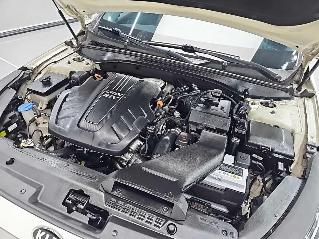 KIA K7 - Vista 5