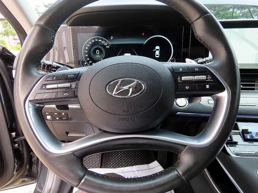 HYUNDAI Grandeur - Vista 8