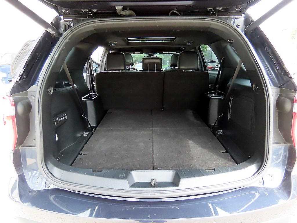 Ford Explorer 2017 Gris - Importación desde Corea - HF Imports Iquique - Foto 18