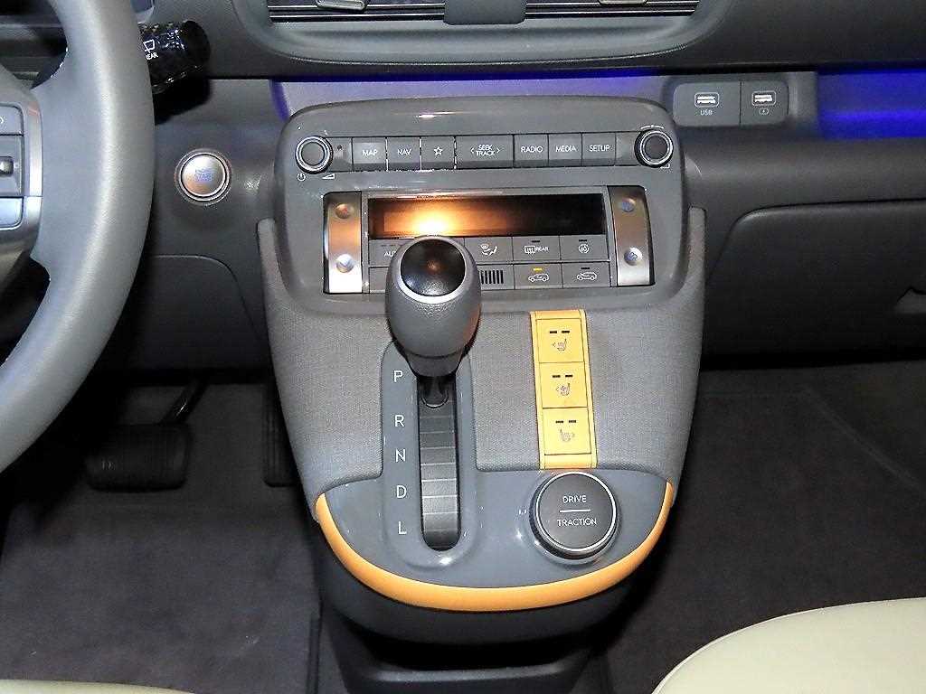 HYUNDAI Casper - Vista 12