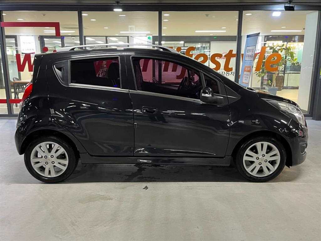 Chevrolet Spark - Vista 3