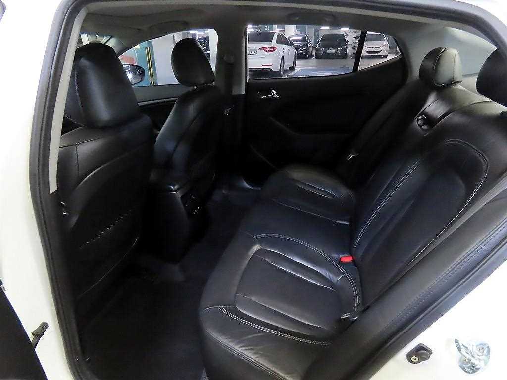 KIA K5 - Vista 7