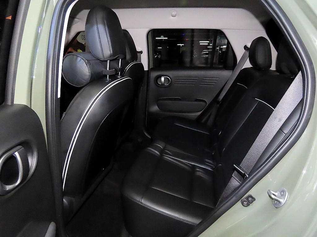 HYUNDAI Casper - Vista 7