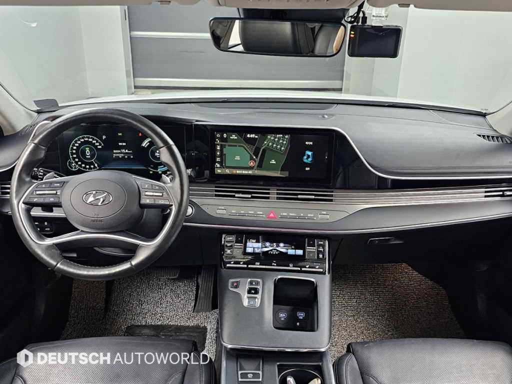 HYUNDAI Grandeur - Vista 7
