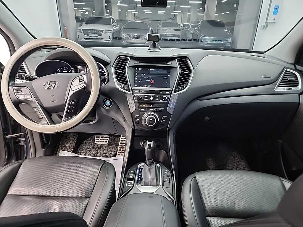 HYUNDAI Santa Fe - Vista 7