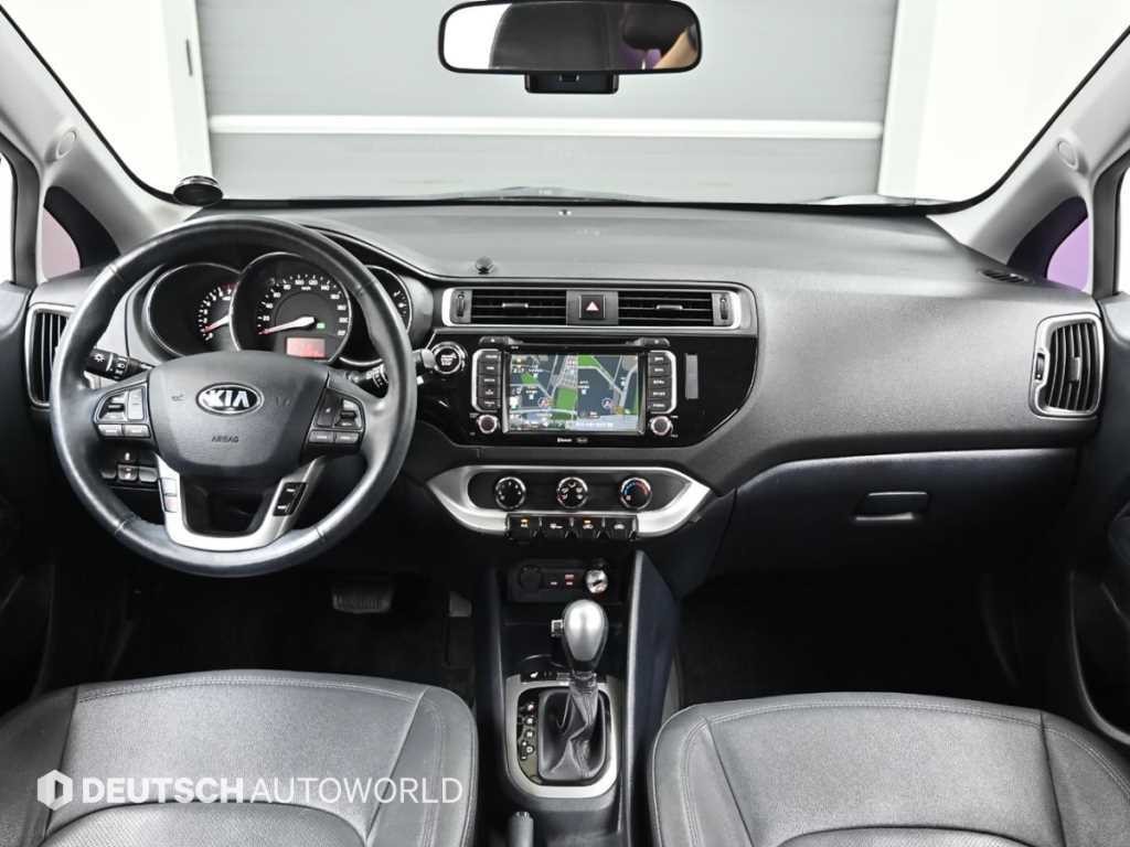 KIA Pride - Vista 7