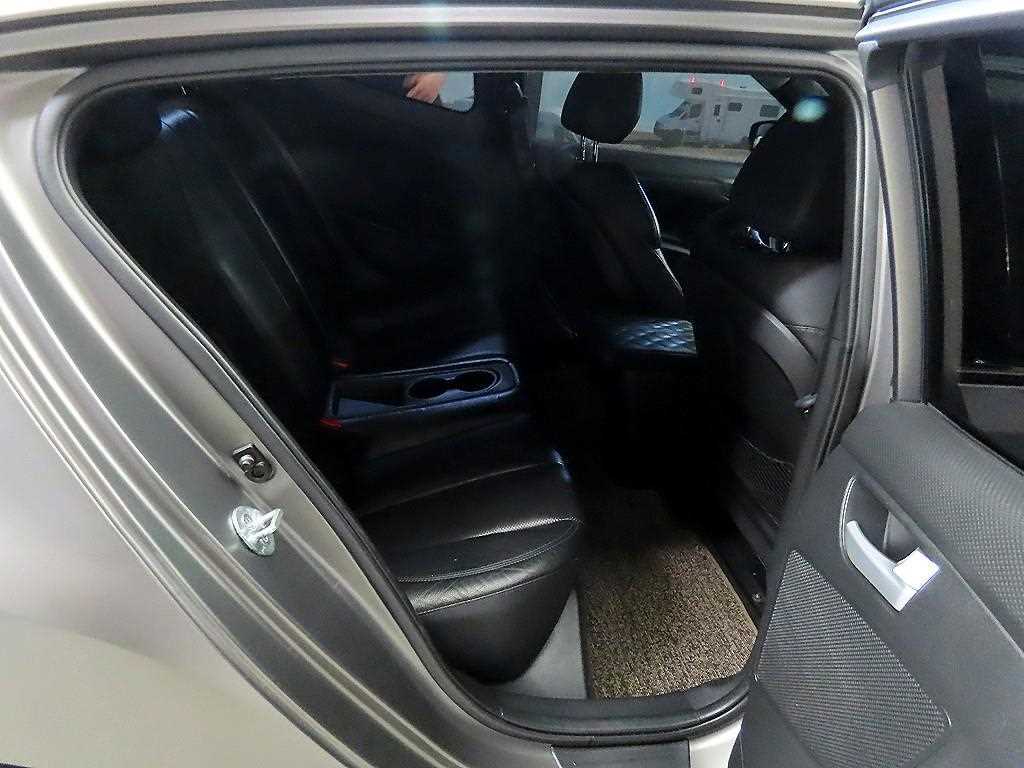 HYUNDAI Veloster - Vista 7