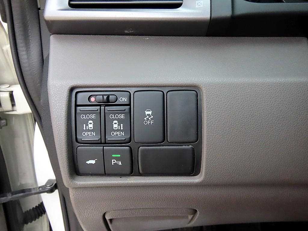 Honda Odyssey - Vista 5