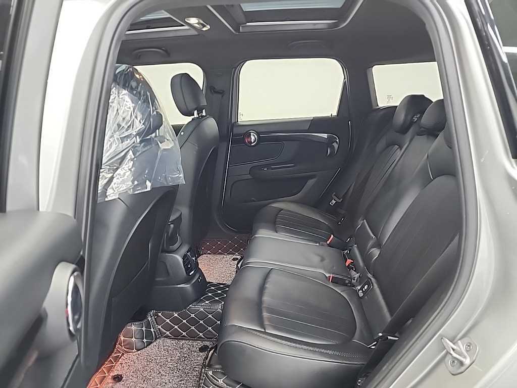 Mini Countryman - Vista 12