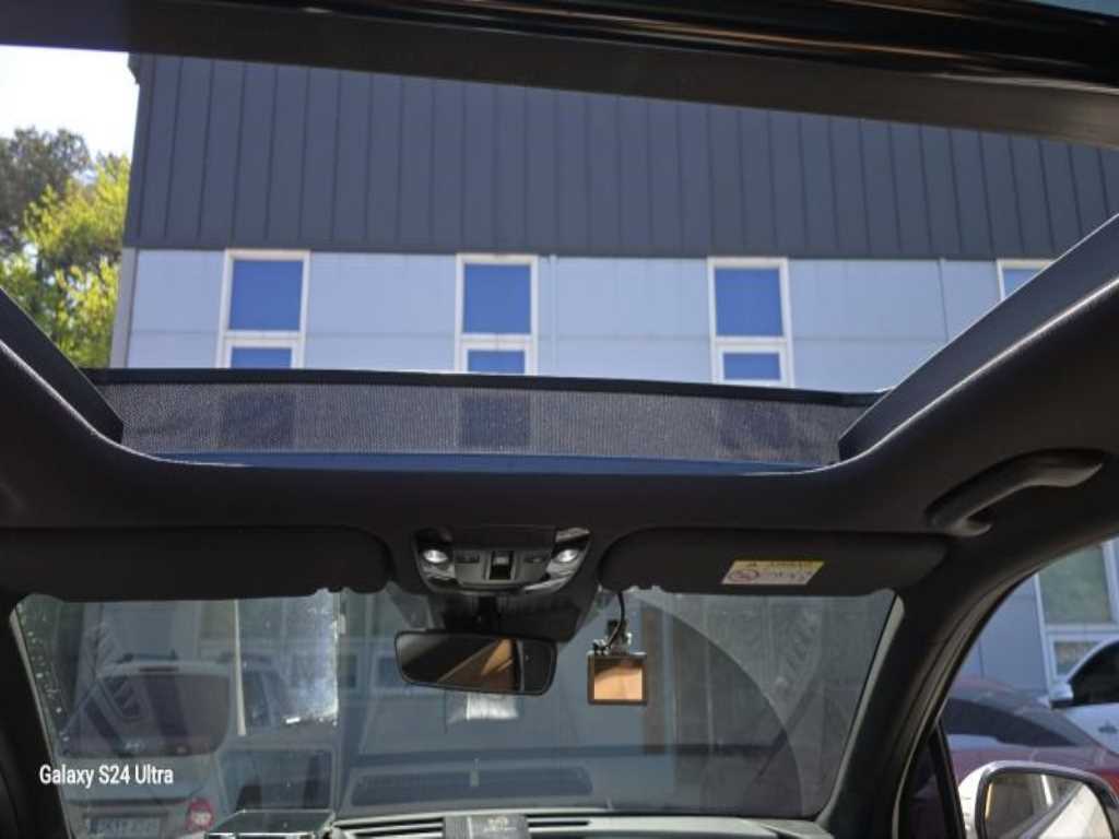 KIA Sorento - Vista 11