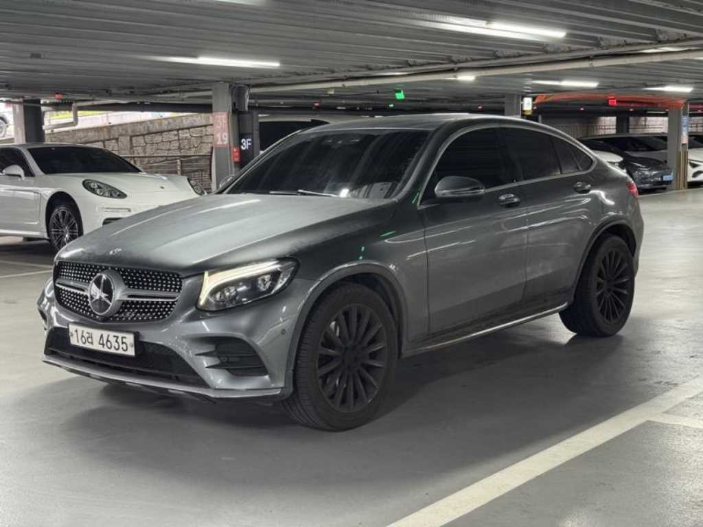 Mercedes Benz GLC Class - Vista 2