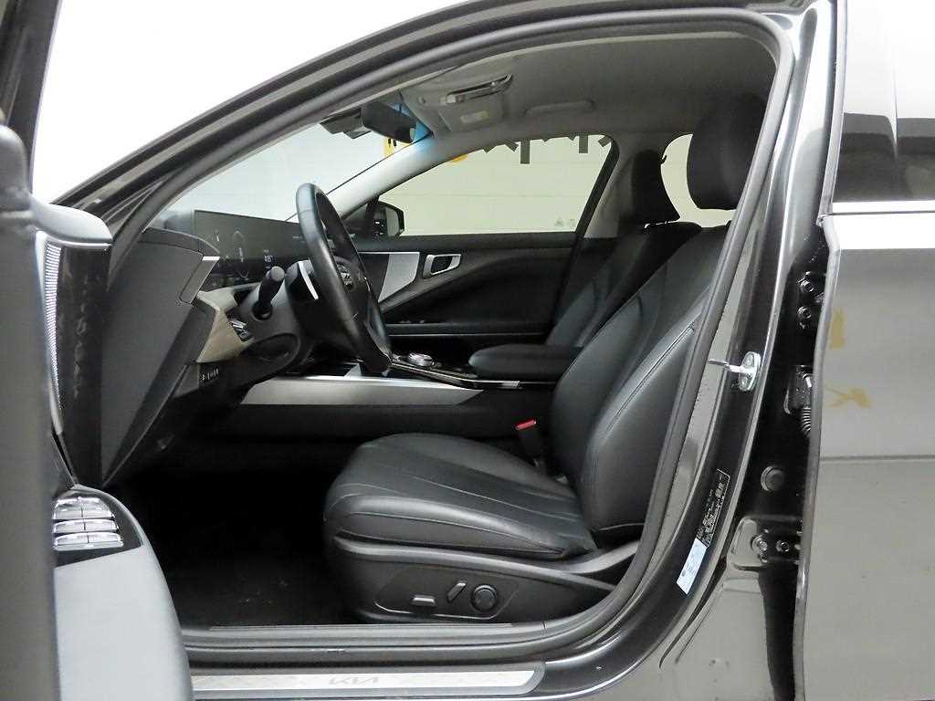 KIA K8 - Vista 12