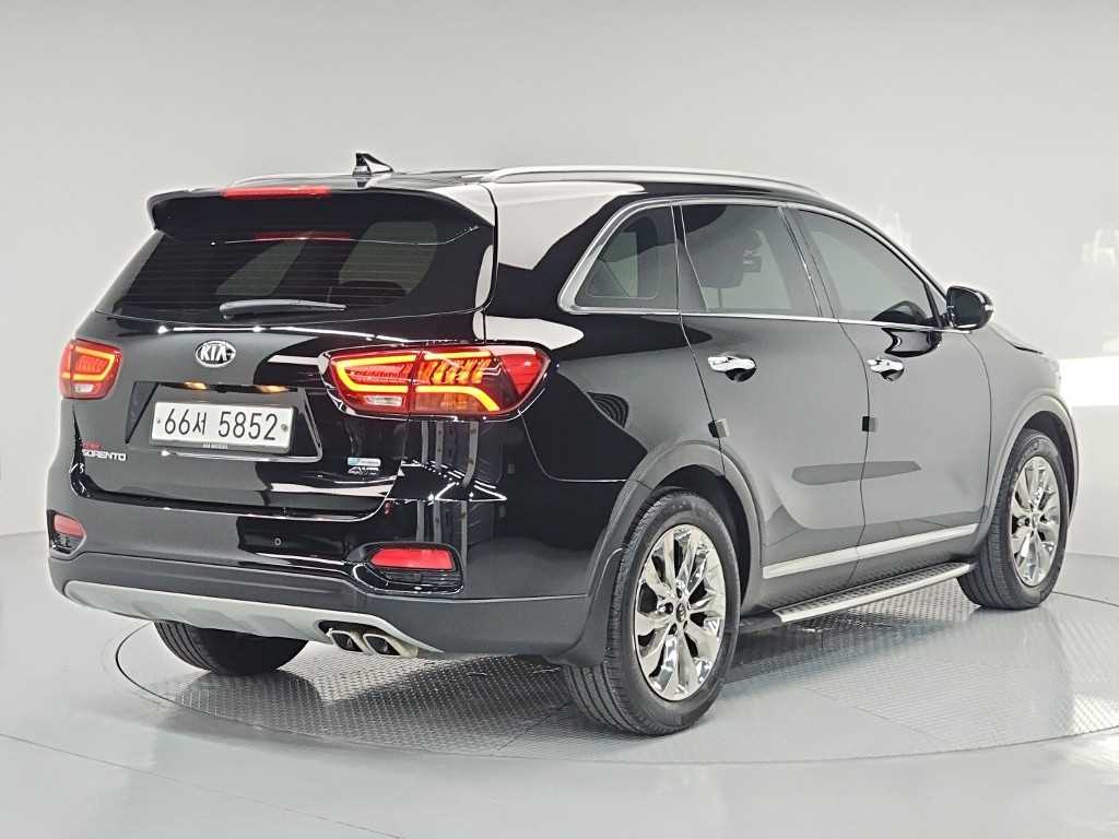 KIA Sorento - Vista 4