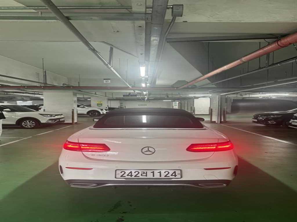 Mercedes Benz E class - Vista 2