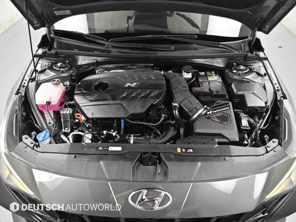 HYUNDAI Avante - Vista 6