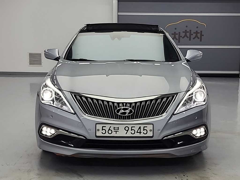 HYUNDAI Grandeur - Vista 2