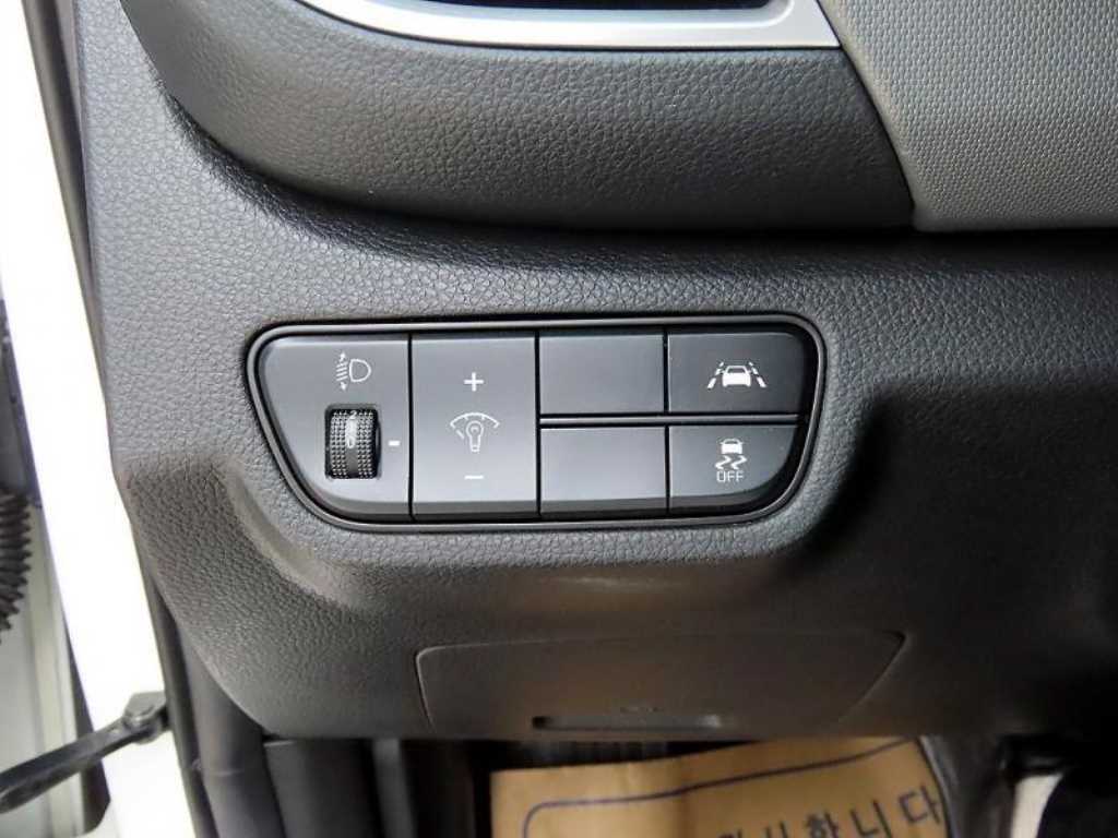 KIA Seltos - Vista 12