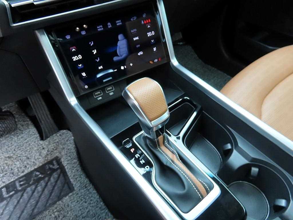Ssangyong Torres - Vista 10