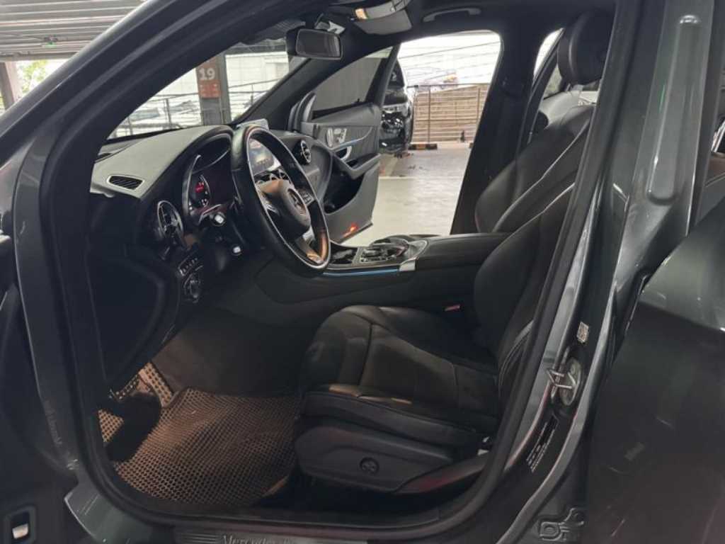 Mercedes Benz GLC Class - Vista 7