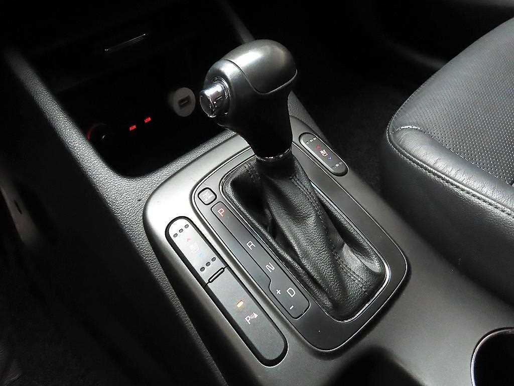 KIA K3 - Vista 10