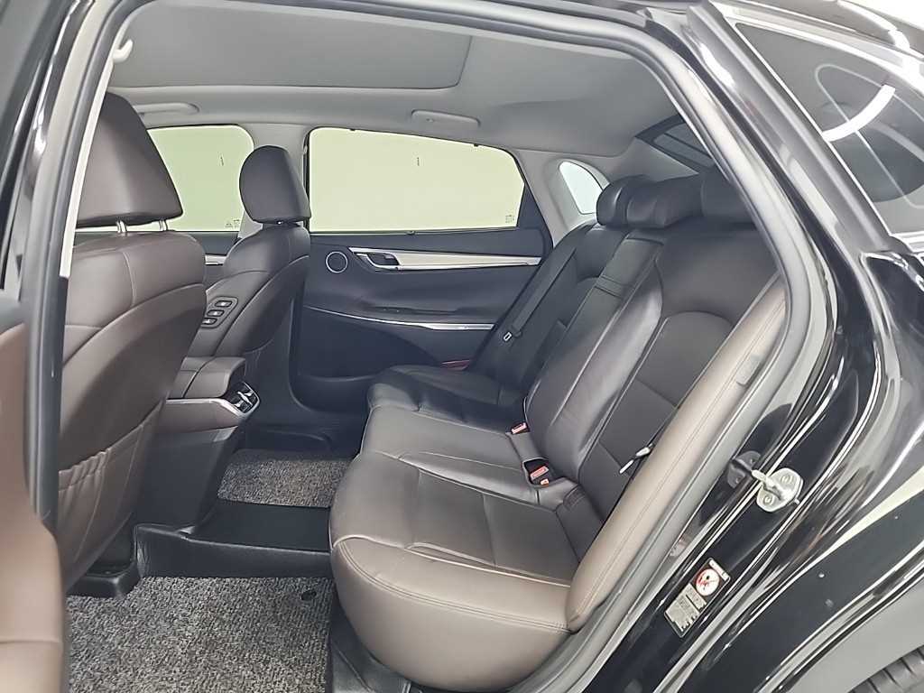 HYUNDAI Grandeur - Vista 12