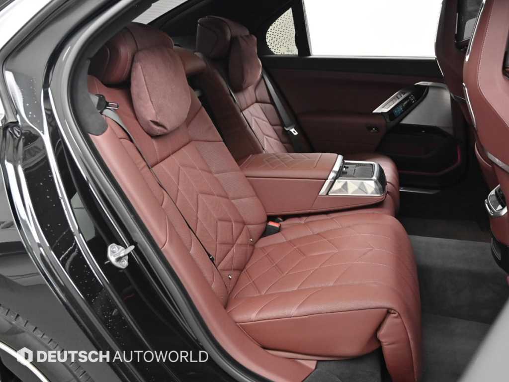 BMW 7 Series 2023 Negro - Importación desde Corea - HF Imports Iquique - Foto 13