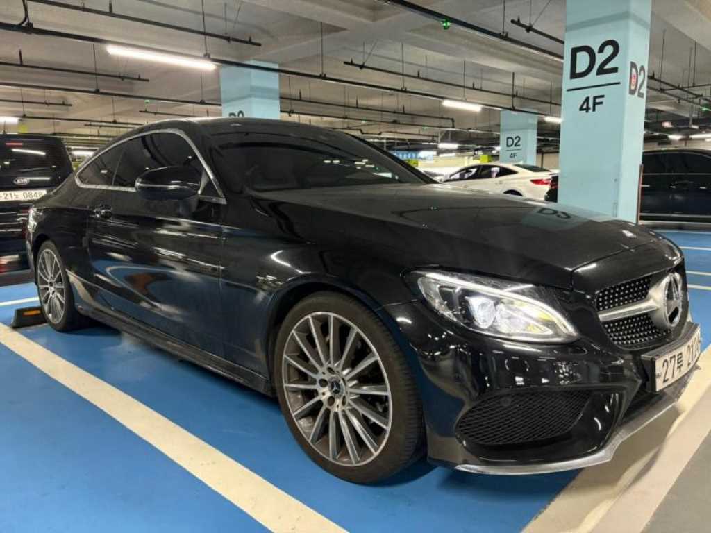 Mercedes Benz C Class - Vista 8