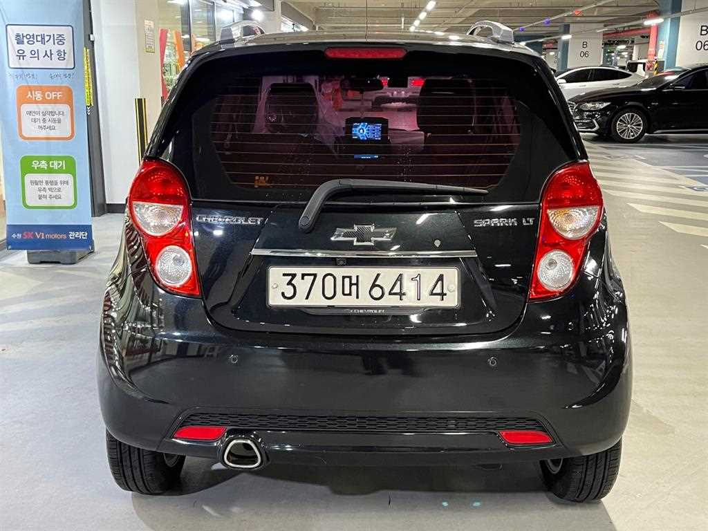 Chevrolet Spark - Vista 5