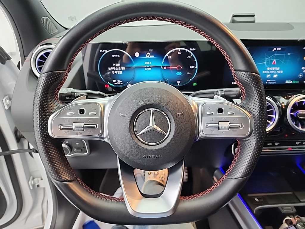 Mercedes Benz EQA - Vista 9