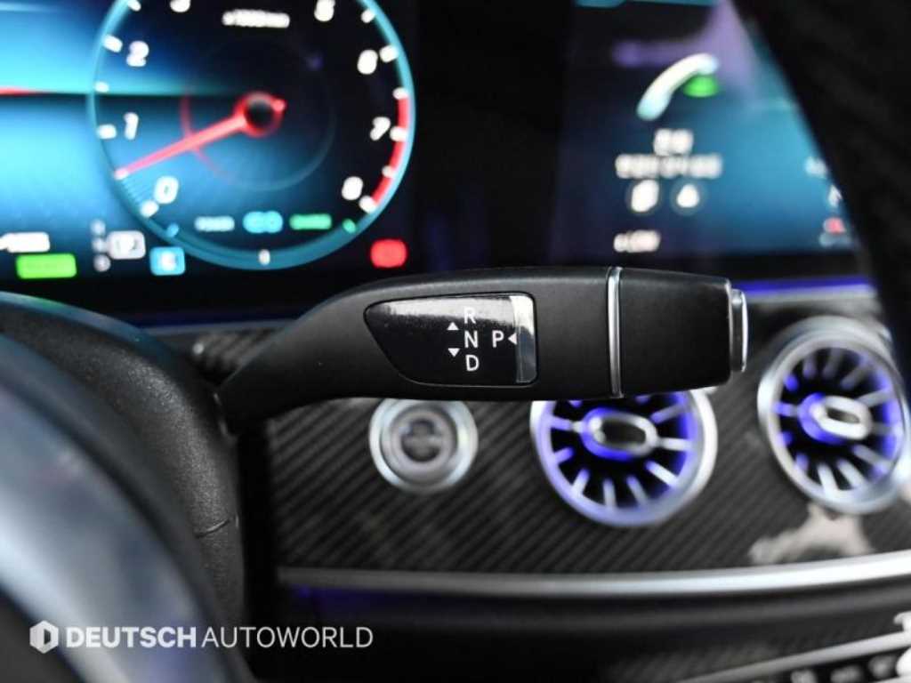 Mercedes Benz CLS Class - Vista 9