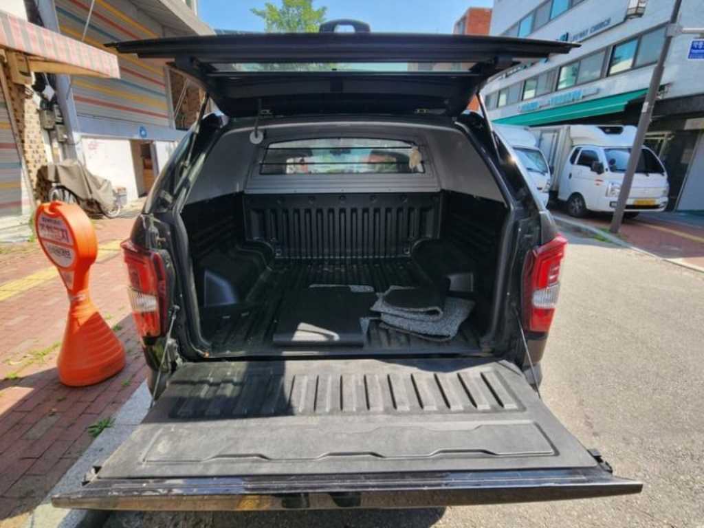 Ssangyong Rexton - Vista 3