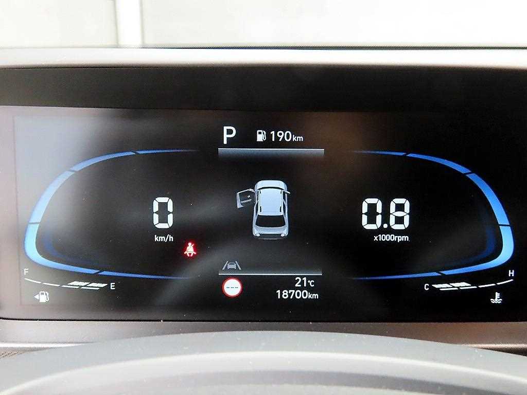 HYUNDAI Casper - Vista 8