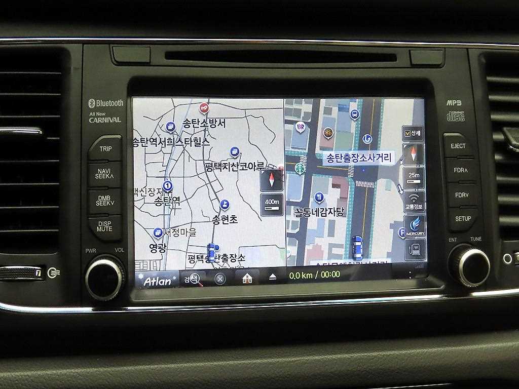 KIA Carnival - Vista 9