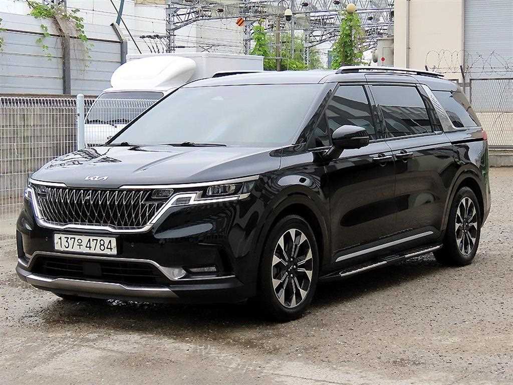 KIA Carnival - Vista 2