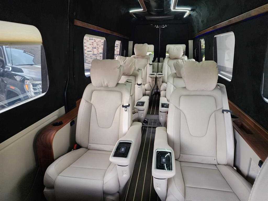 Mercedes Benz Sprinter - Vista 9