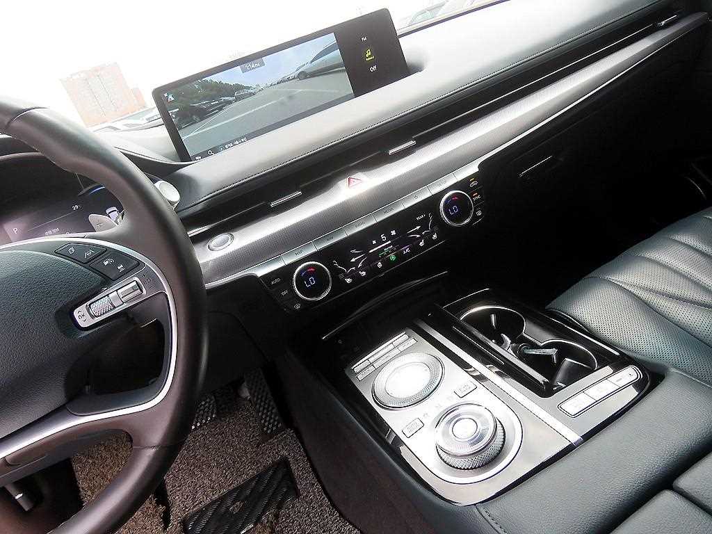 Genesis G80 - Vista 11