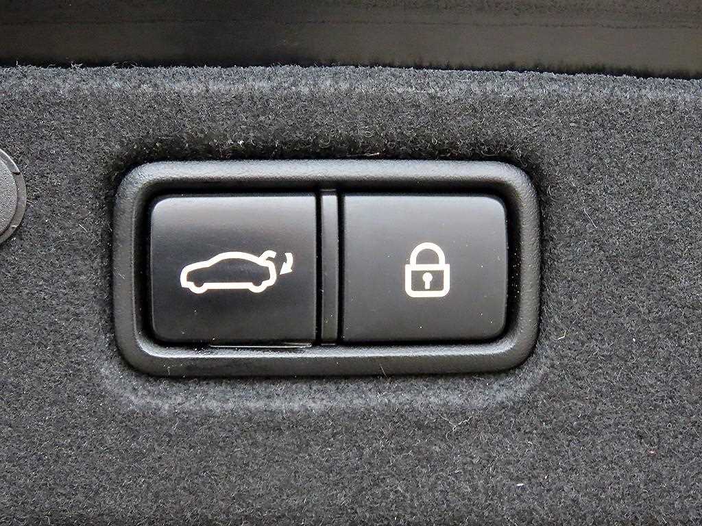 HYUNDAI Grandeur 2019 Negro - Importación desde Corea - HF Imports Iquique - Foto 17