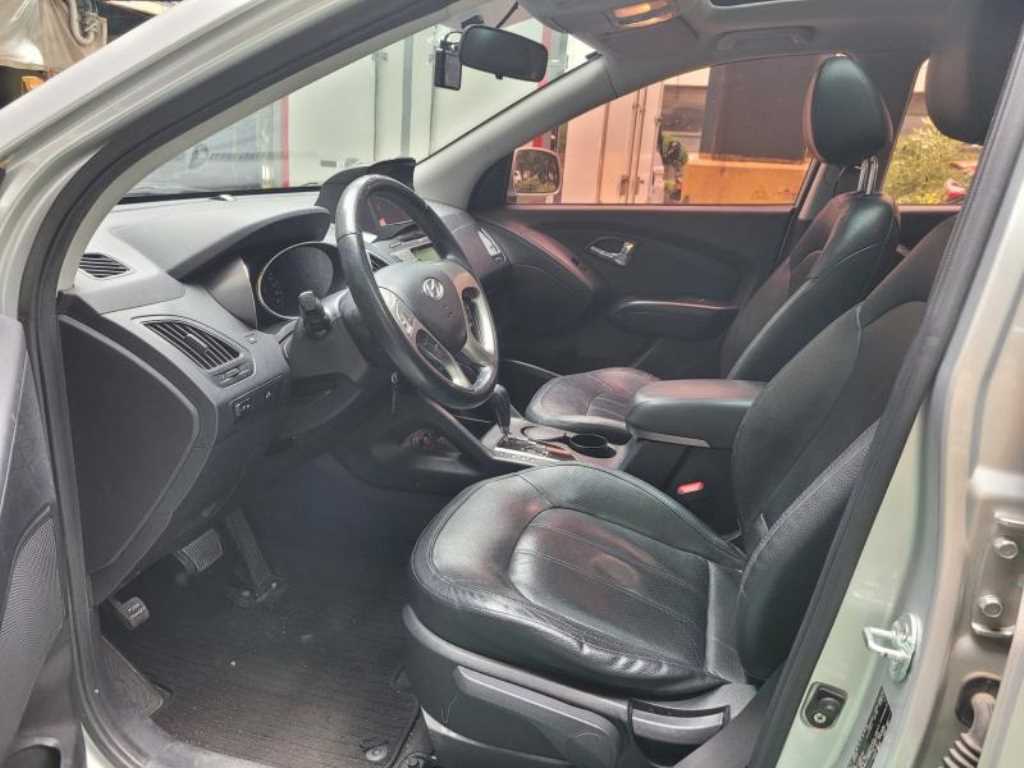 HYUNDAI Tucson - Vista 5