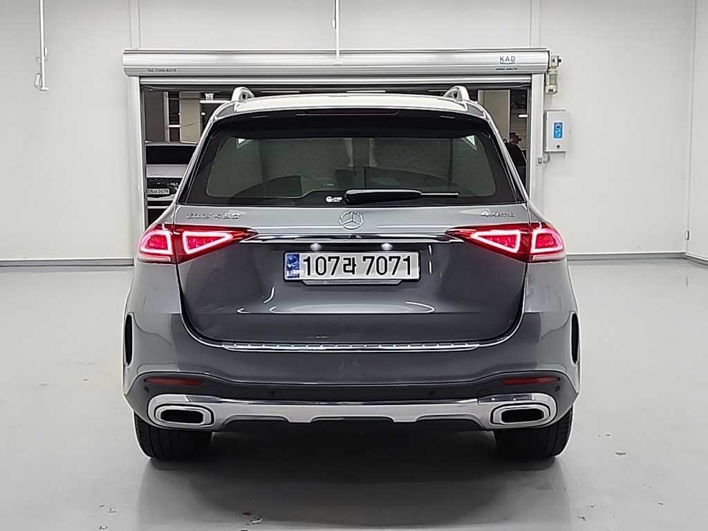 Mercedes Benz GLE Class - Vista 3