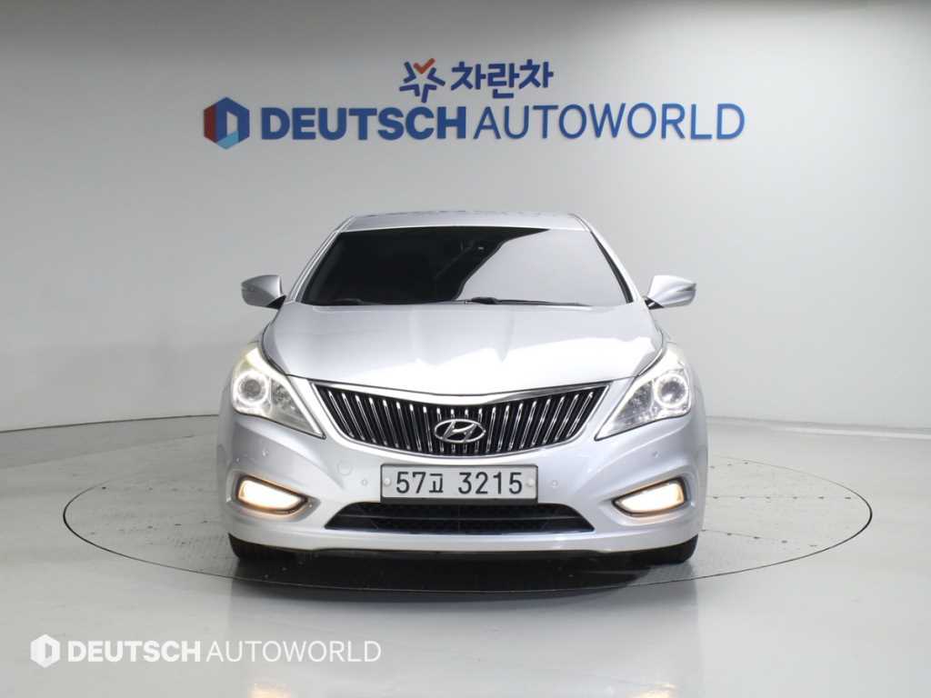 HYUNDAI Grandeur - Vista 3