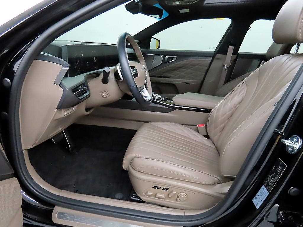 KIA K8 - Vista 5