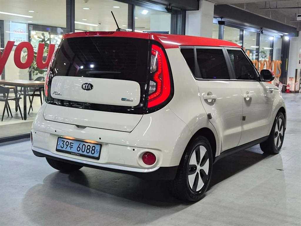KIA Soul - Vista 4