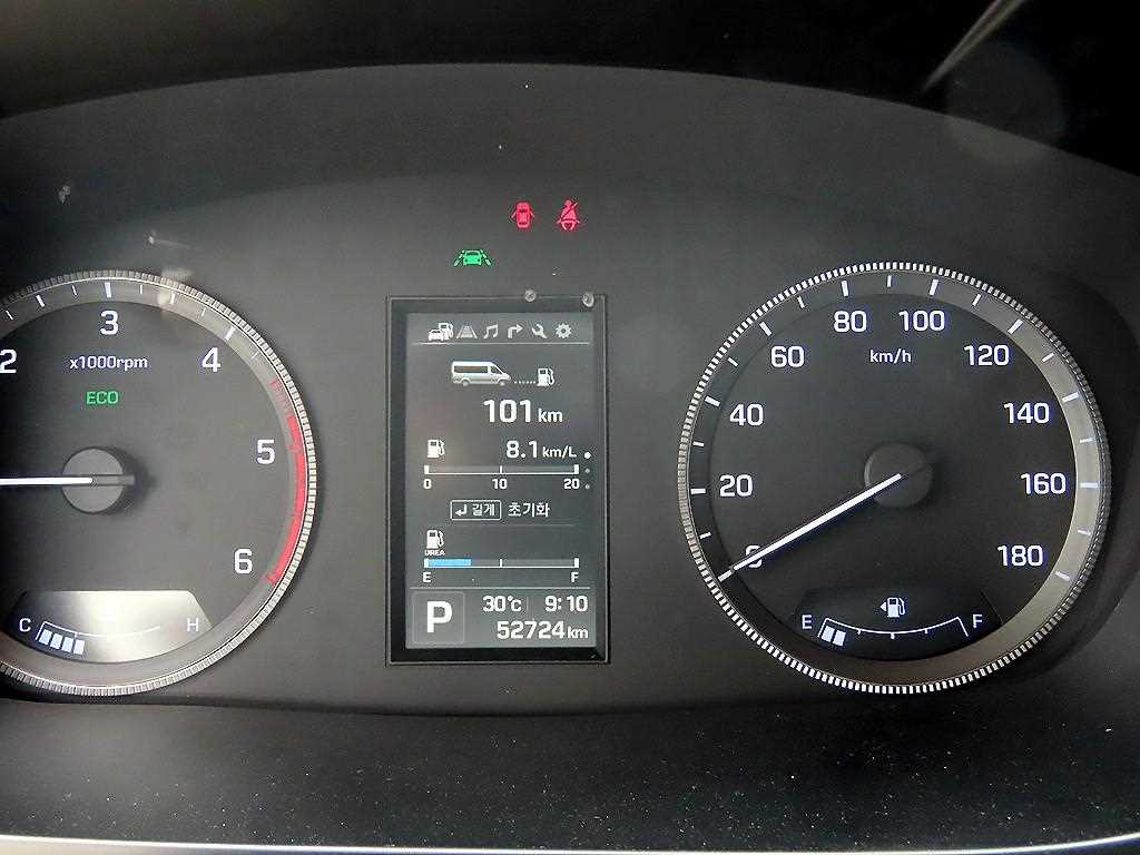 HYUNDAI Solati - Vista 10