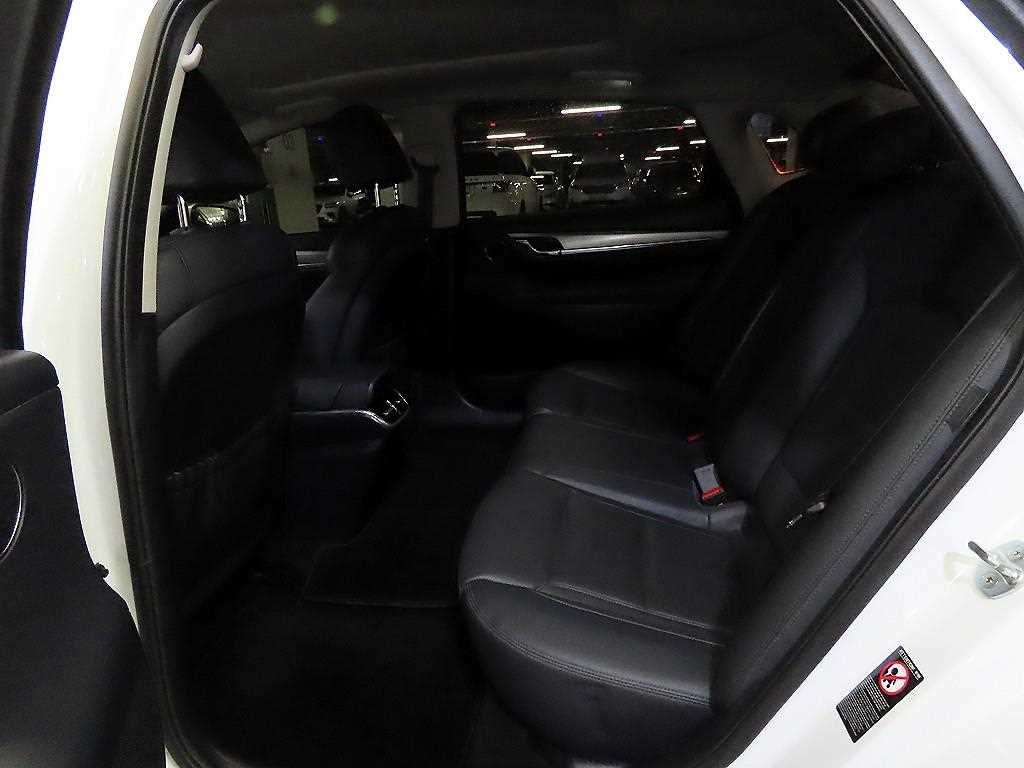 HYUNDAI Grandeur - Vista 7