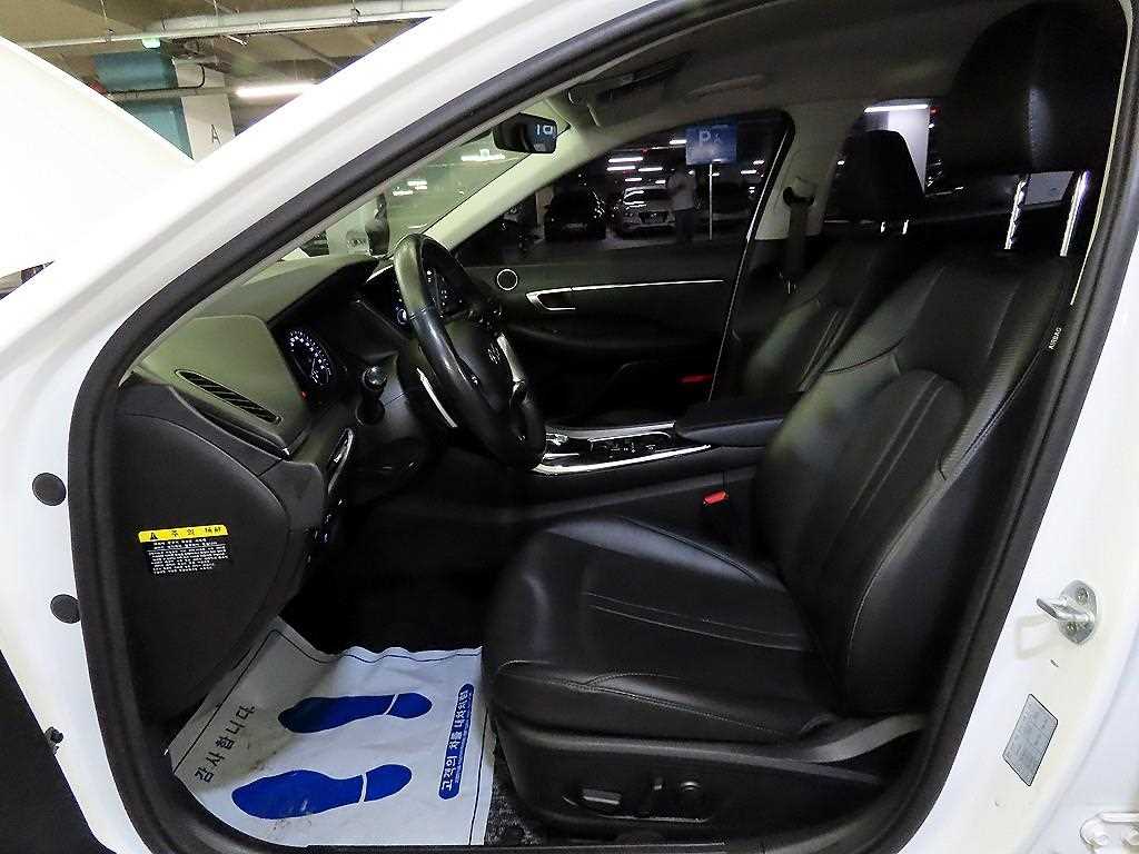 HYUNDAI Sonata - Vista 6