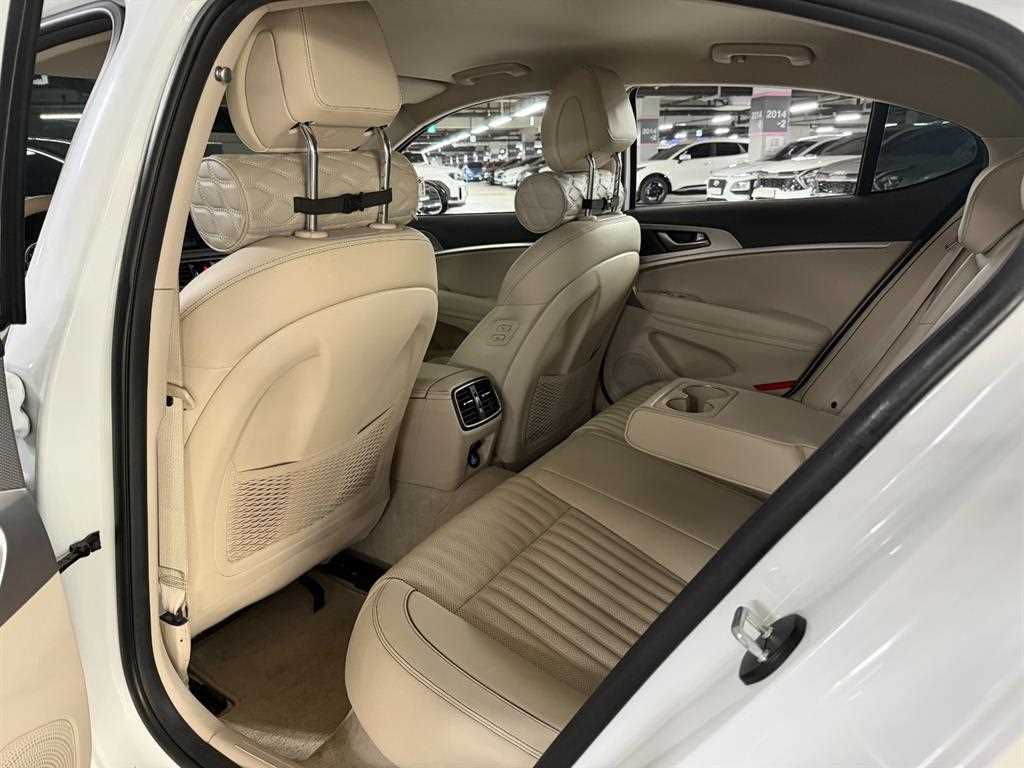 Genesis G70 2022 Blanco - Importación desde Corea - HF Imports Iquique - Foto 19