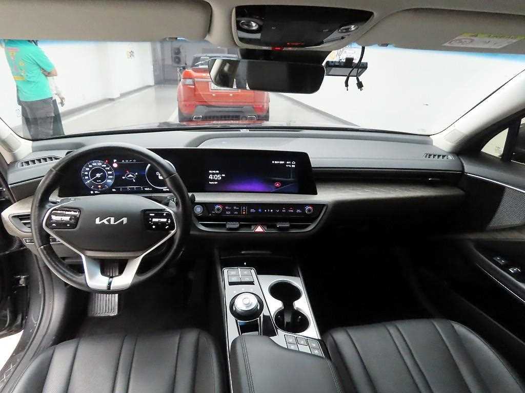 KIA K8 - Vista 6