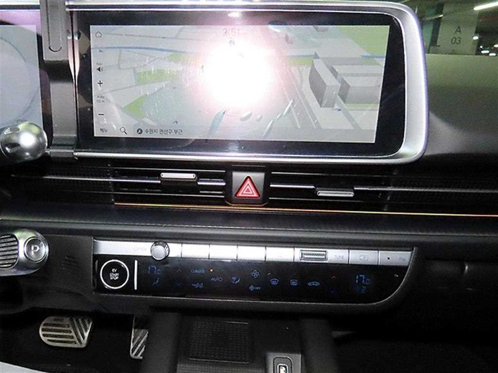 HYUNDAI Ioniq 6 - Vista 11