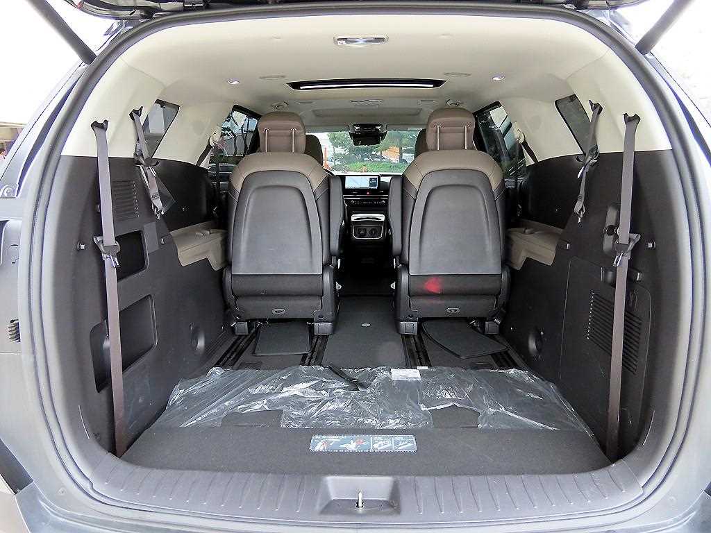 KIA Carnival 2025 Negro - Importación desde Corea - HF Imports Iquique - Foto 16